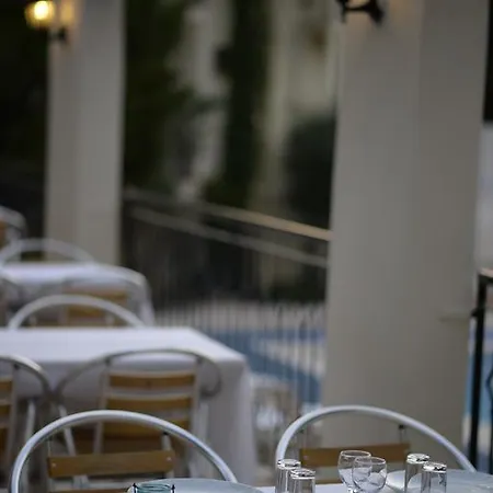 Petit Garden Otel